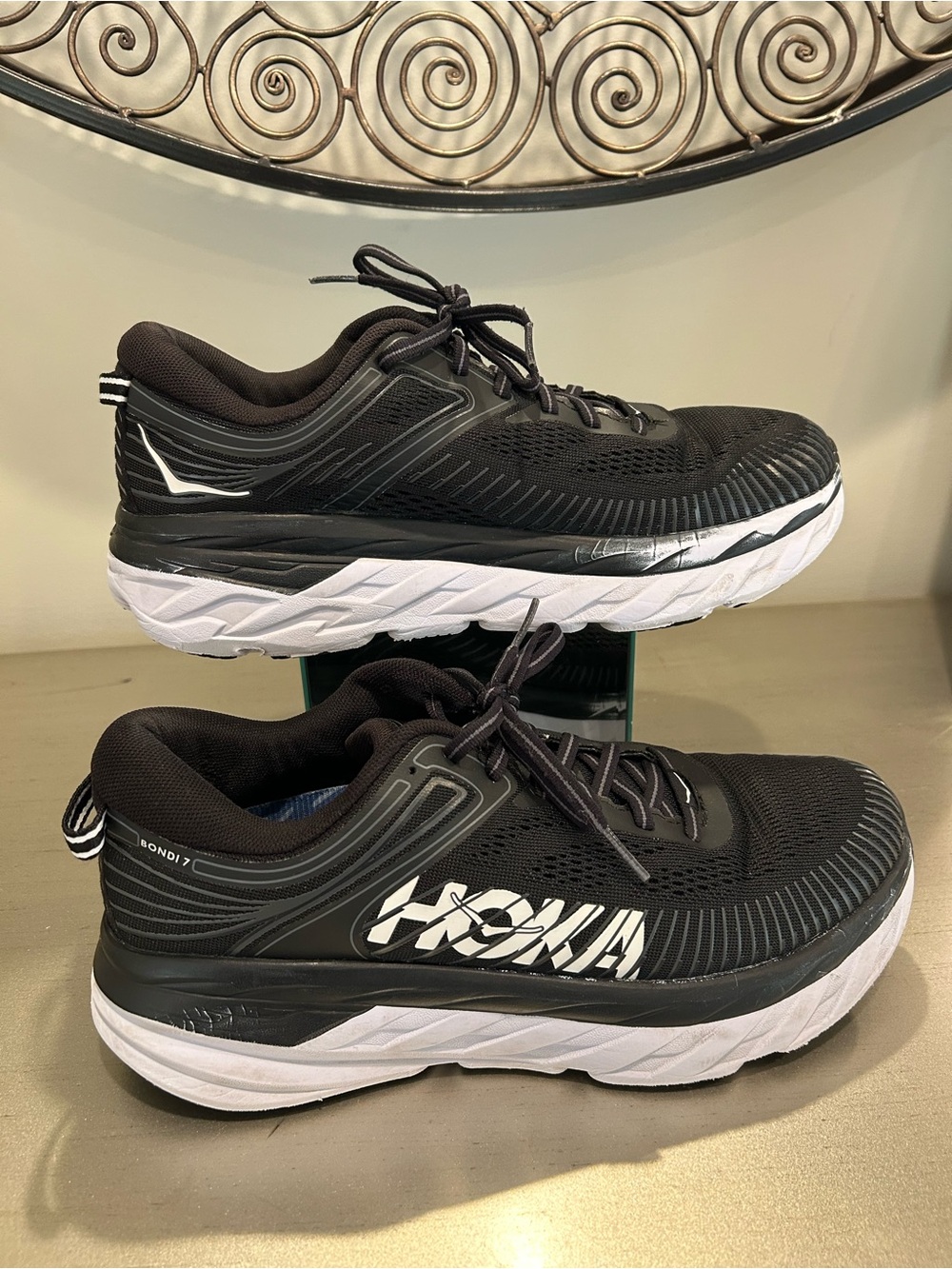 Hoka One One Men’s Black and White Bondi 7 Running Shoes